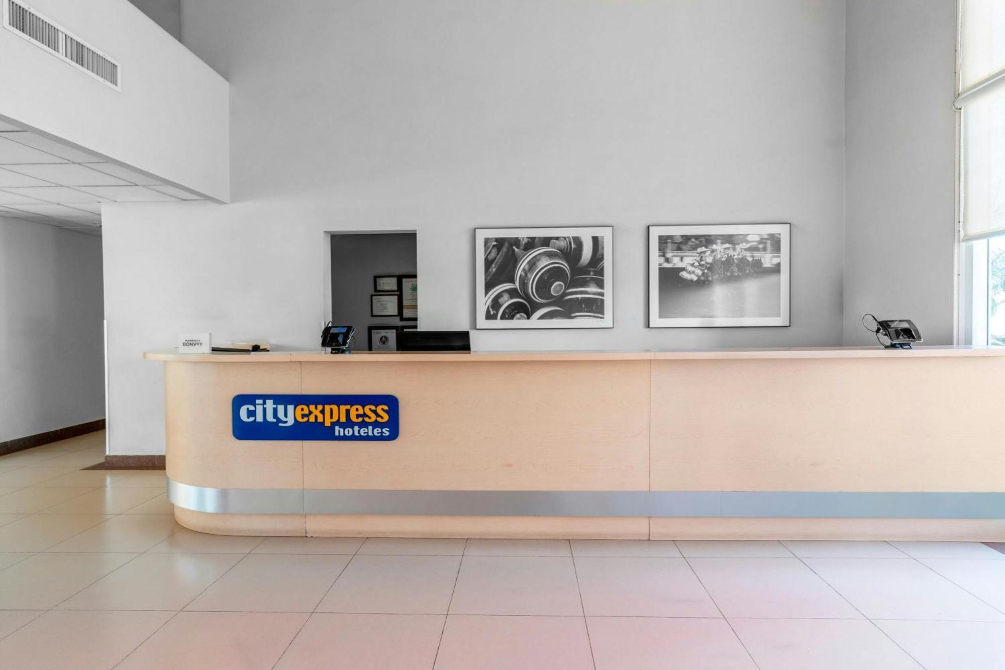 City Express By Marriott Aguascalientes Sur Екстериор снимка